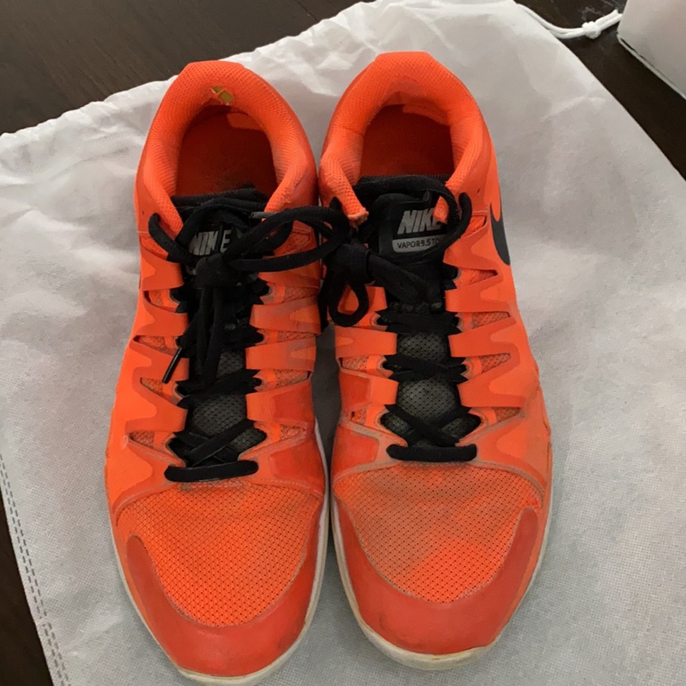 Nike men’s sneakers